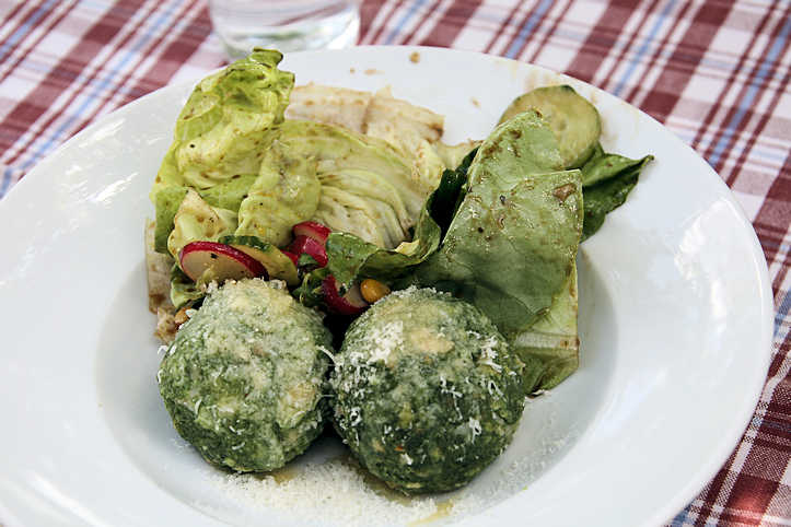 Dreharbeiten Homestory Mai 2020 98154217_3050097261724885_5375646935292051456_n.jpg