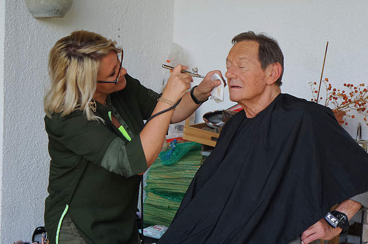 Dreharbeiten Homestory Mai 2020 99010892_3050097688391509_8234798233218449408_n.jpg